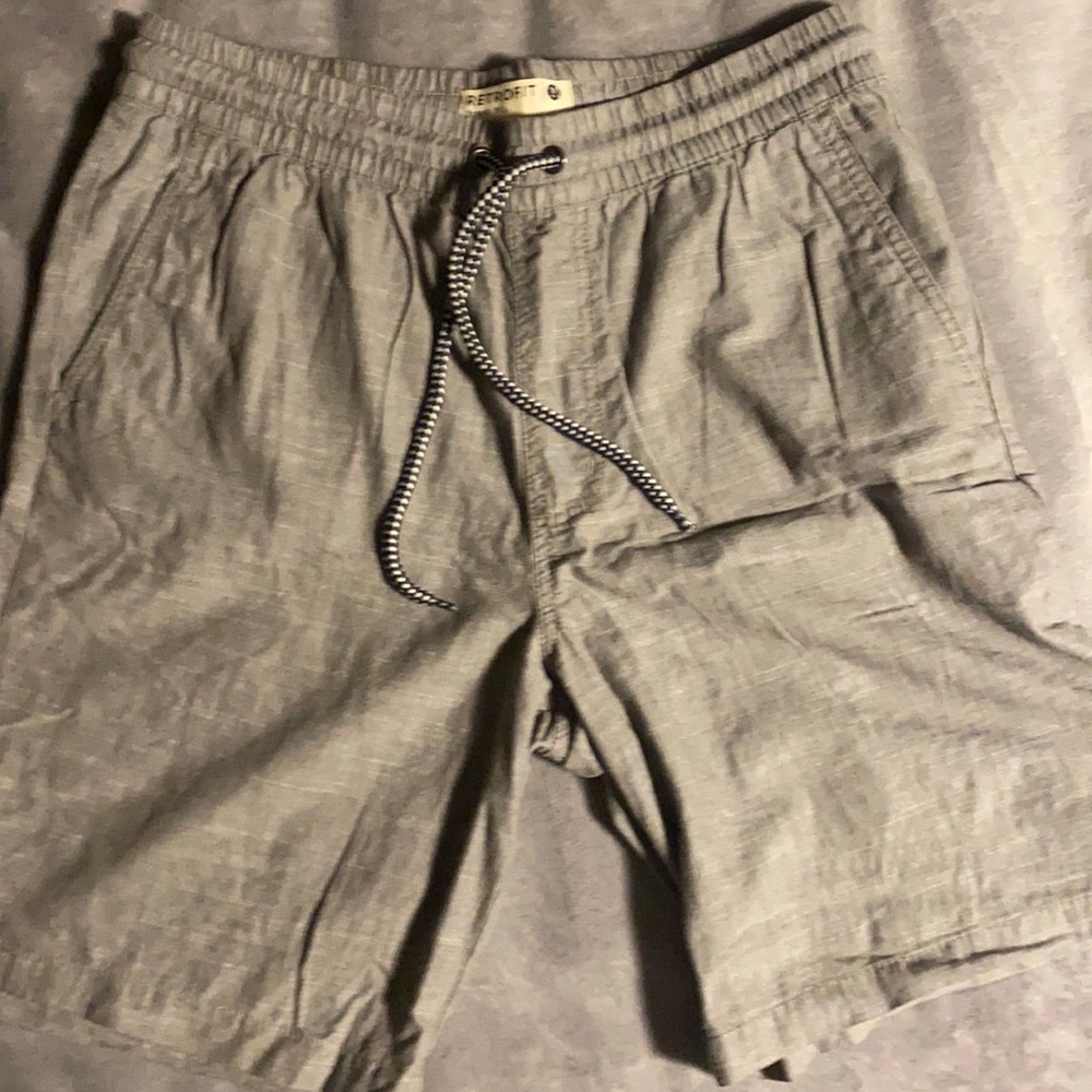 mens shorts size: medium